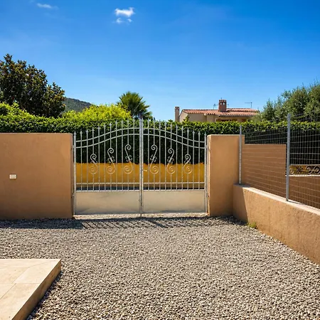 Smeraldo Relax And Comfort 3 Min Walk To The Solanas (Cagliari)
